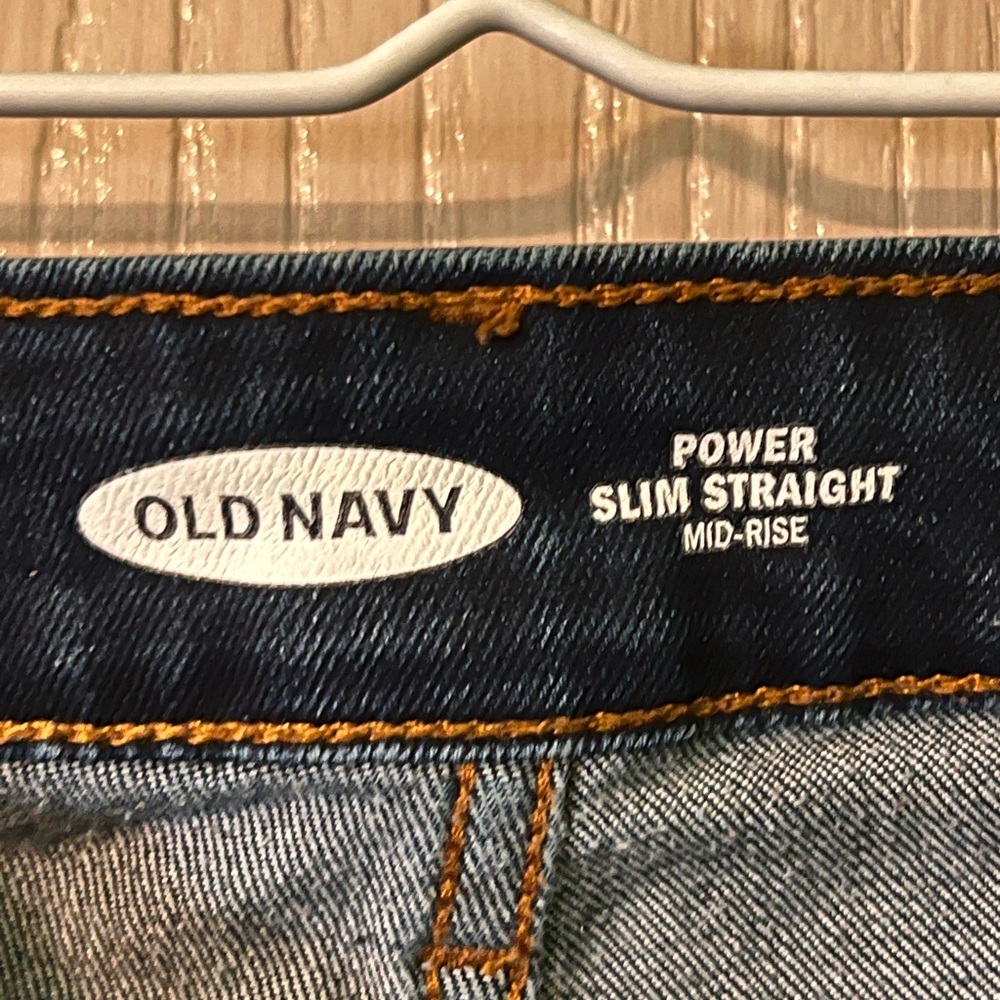 Gently used very comfy Old Navy jeans. - Picture 1 of 3